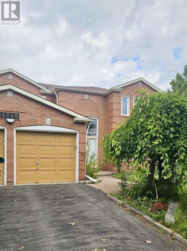 Building Photo - 4046 Ellesmere Rd
