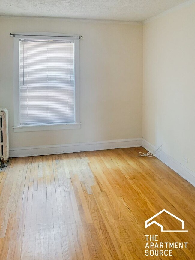 Foto del edificio - 516 W Cornelia Ave