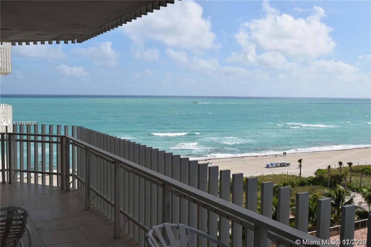 6061 Collins Ave 8E Miami Beach Fl 33140 - 6061  Collins Ave 8E Miami Beach Fl 33140