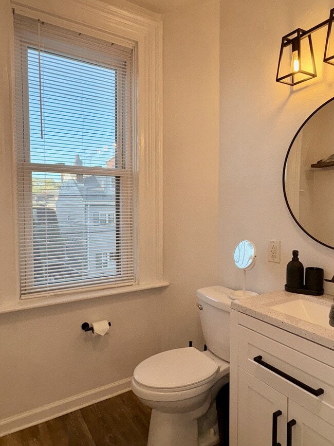 Bathroom - 2202 Sarah St