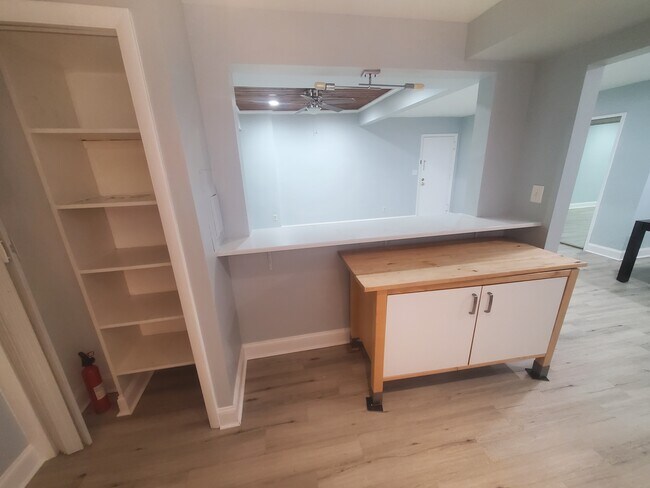 Foto del edificio - 53 Skyhill Rd