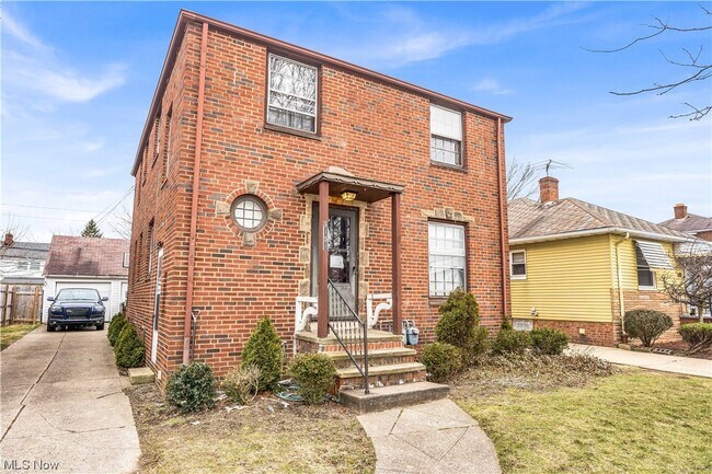 Building Photo - 6151 Wareham Dr
