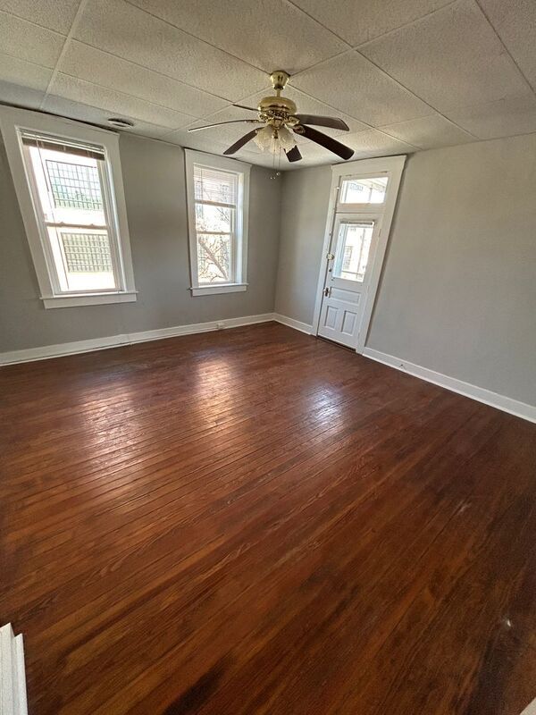 Building Photo - 2620 Sidney St