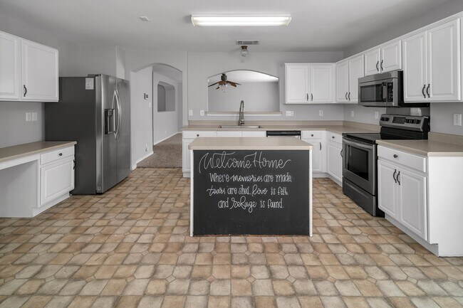 Foto del edificio - 8534 Cherokee Ridge