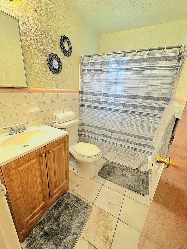 Building Photo - 7611 Arble Dr