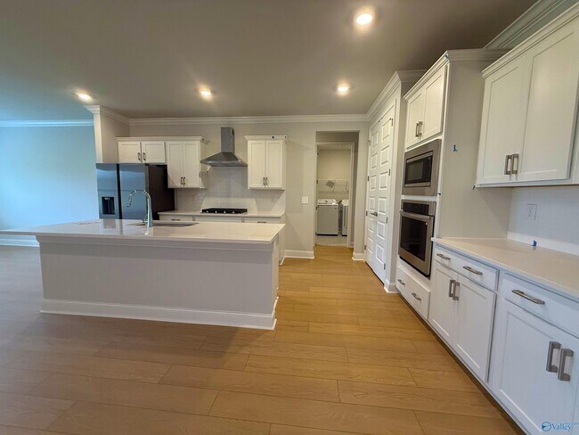 Building Photo - 22882 Ansley Dr