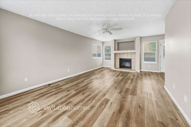 Foto del edificio - 7395 Middle Bay Way