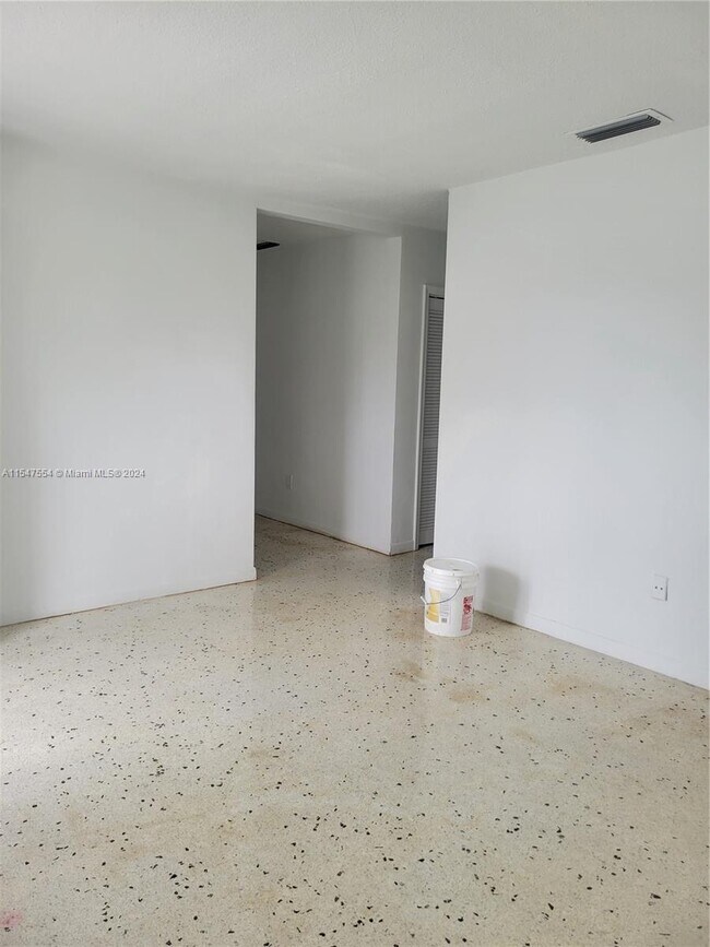 Building Photo - 7272 SW 21st St
