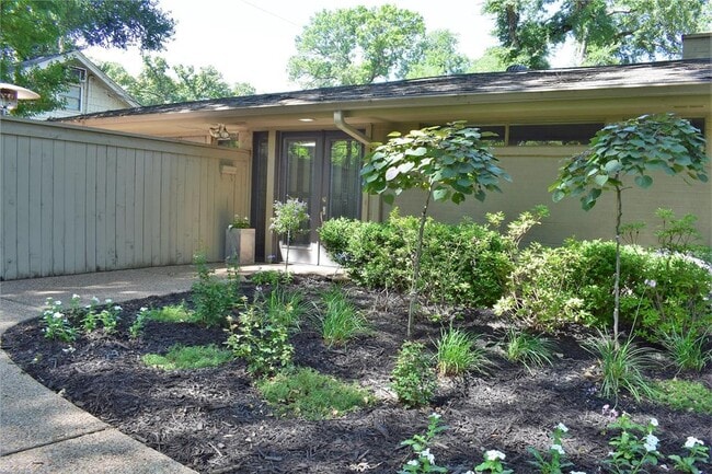 Foto del edificio - 3116 Tanglewood Trail