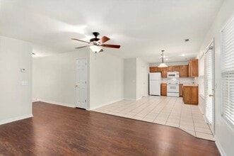 Building Photo - 1480 E Masonic Dr