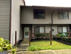 Building Photo - 2753 Whitewater Ct