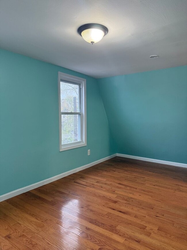 Building Photo - 96 Tremont Ave