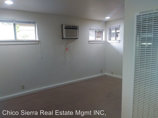 Building Photo - 1370 Orchard Way