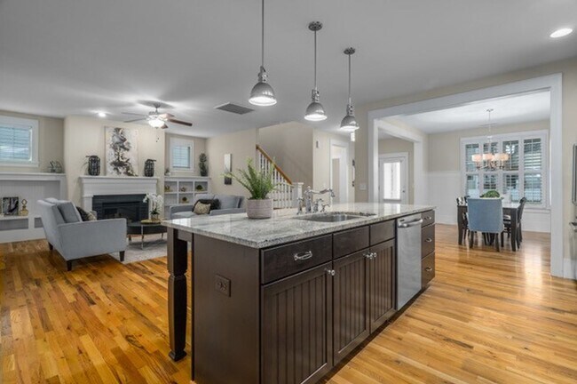 Foto del edificio - Impeccable Briar Chapel (Chapel Hill) home!