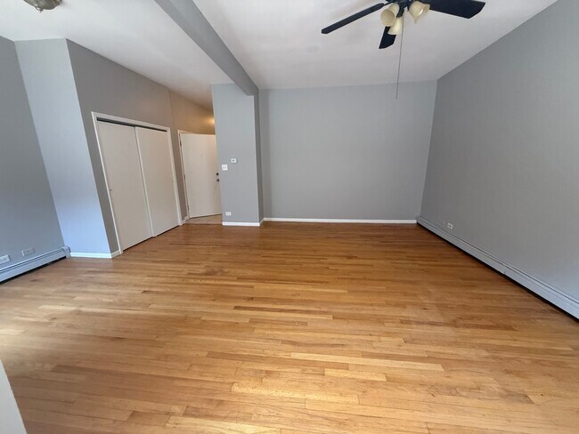 Building Photo - 368 E 59th St