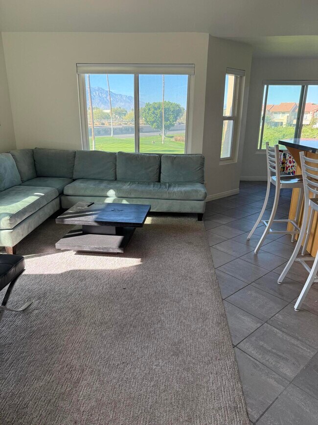 Foto del edificio - 78125 Crimson Ct