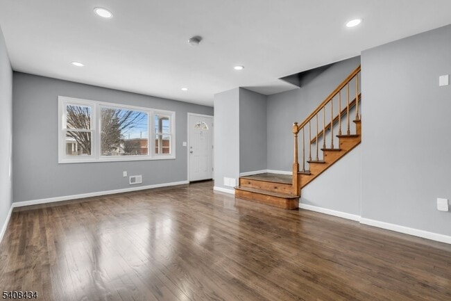 Foto del edificio - 417 Highland Pl