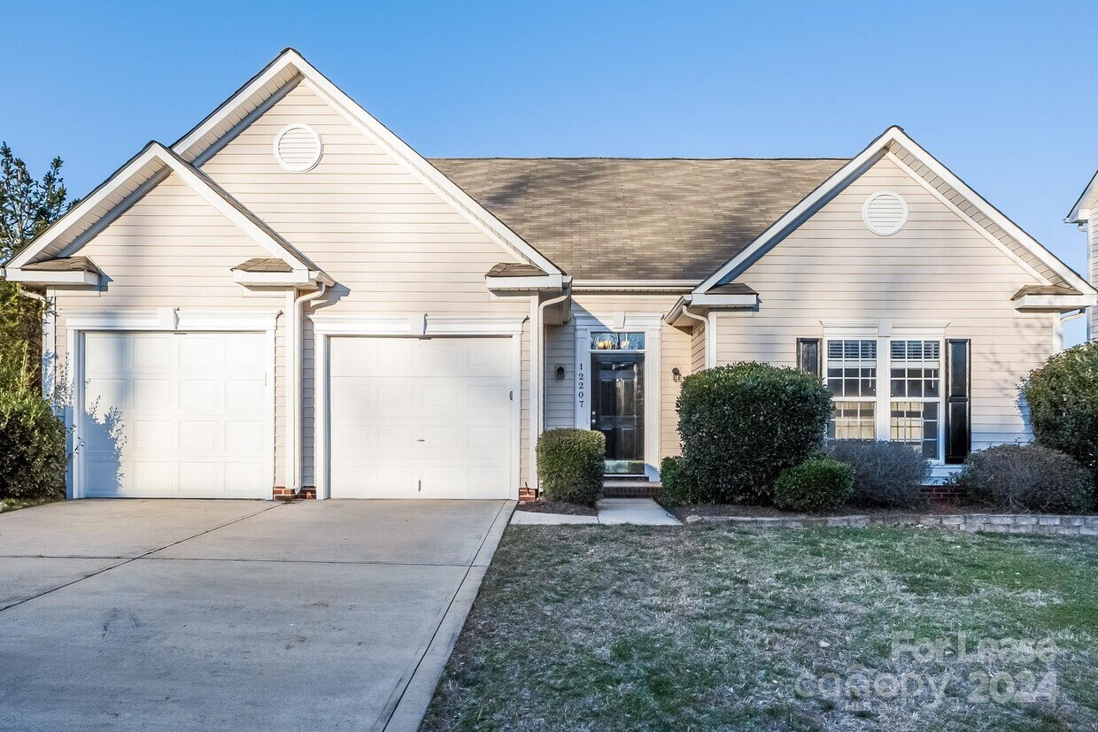 Primary Photo - 12207 Wallace Ridge Dr