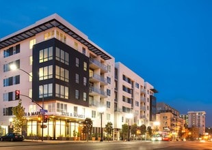 Building Photo - 13th & Market