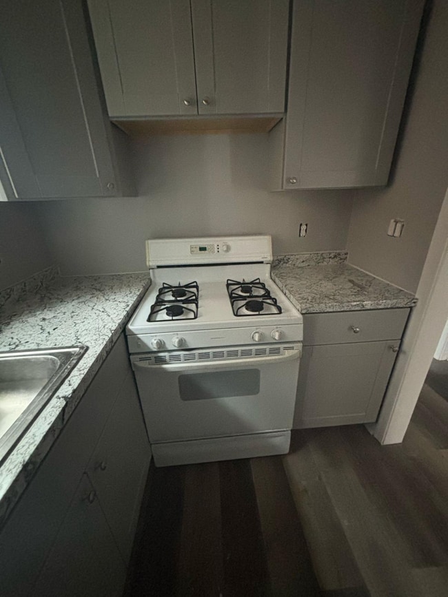 Foto del edificio - 8306 Roanoke Ave
