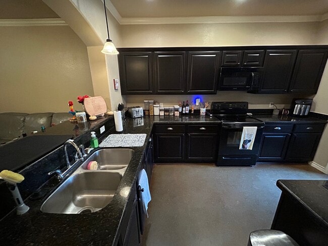 Building Photo - 3332 Travis Cole Ave