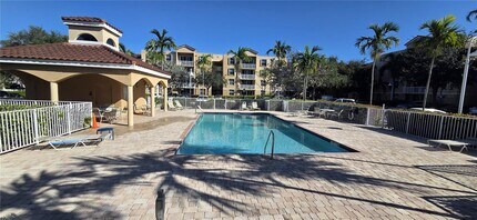 Building Photo - 509 E Sheridan St