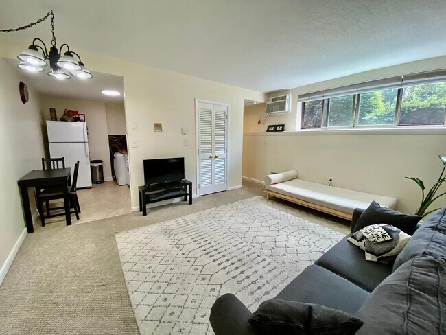 Sala de estar - 20 School Ave