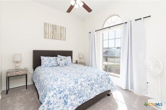 Building Photo - 103 Corral Ct