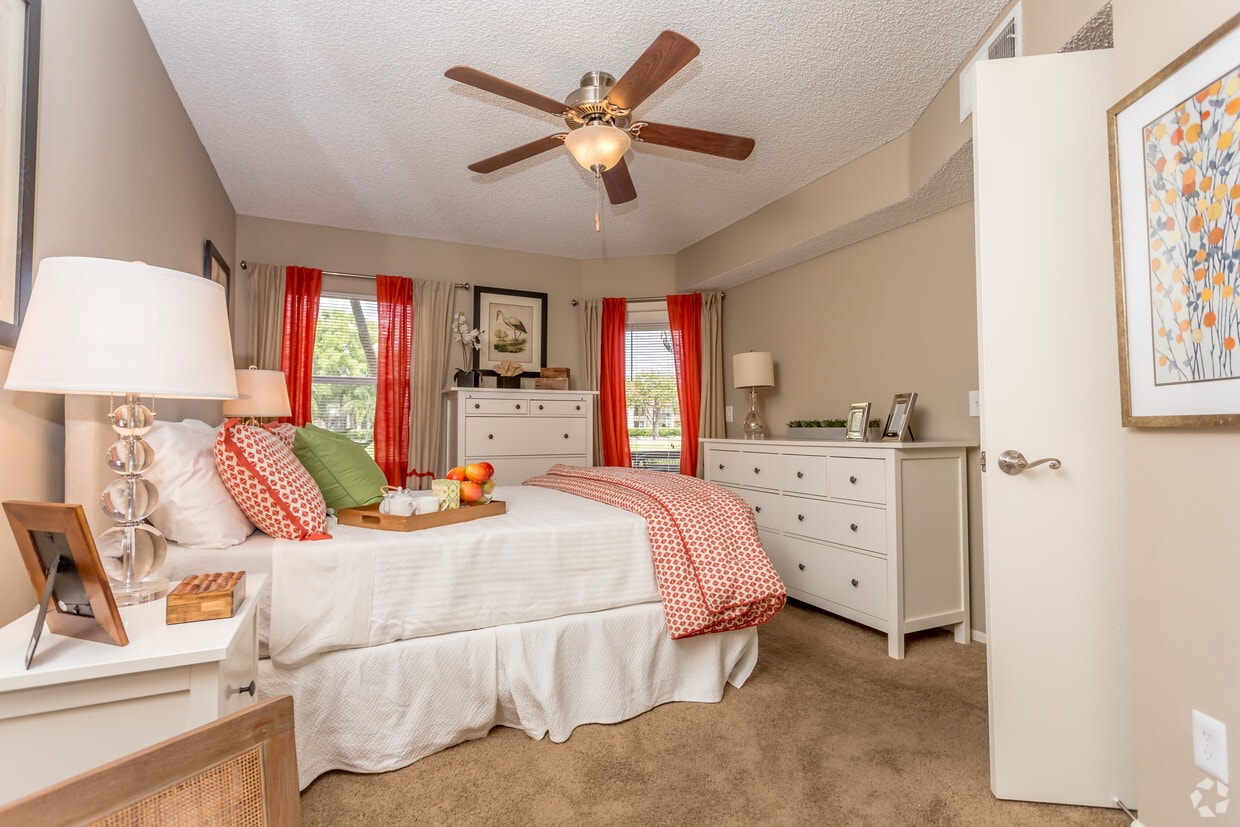 Primary Photo - Centro at Davie Apartments