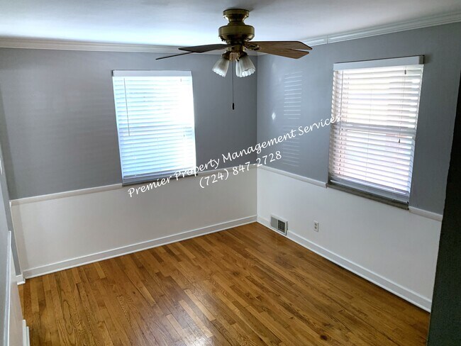 Foto del edificio - 8660 Winchester Dr