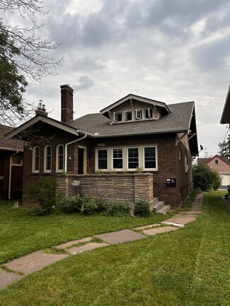 Building Photo - 4612 W 5th St