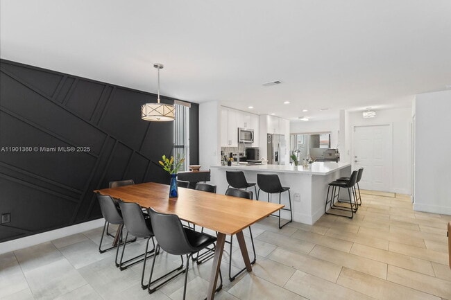 Foto del edificio - 4448 NW 98th Ave