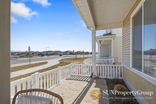 Foto del edificio - Stunning Duplex In Desirable Saratoga Springs!