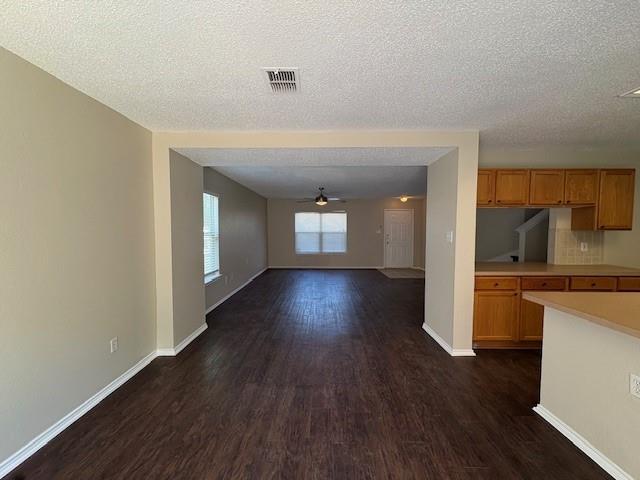 Foto del edificio - 10065 Chapel Oak Trail