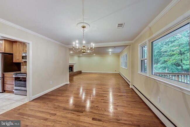 Foto del edificio - 14904 Claude Ln