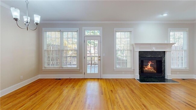 Foto del edificio - 3014 Gaston Cir