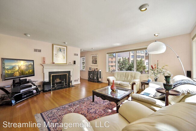 Building Photo - 3 br, 3 bath House - 837 New Hampshire Ave NW