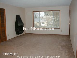 Building Photo - 1415 SE Cora St