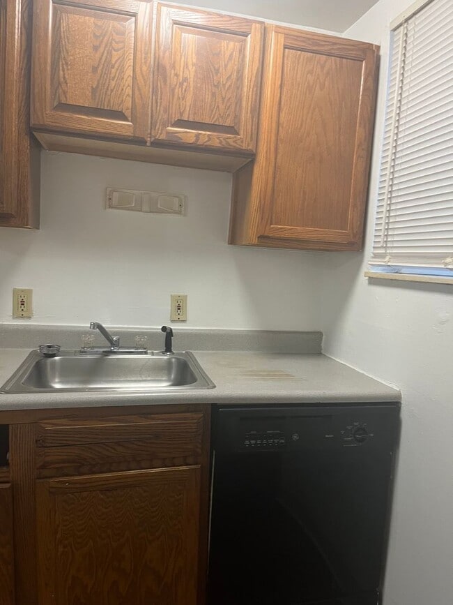 Building Photo - Charming 2 Bedroom Apartment in Mount Washington, Pittsburgh, PA