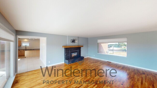 Foto del edificio - 2348 Frazier Dr