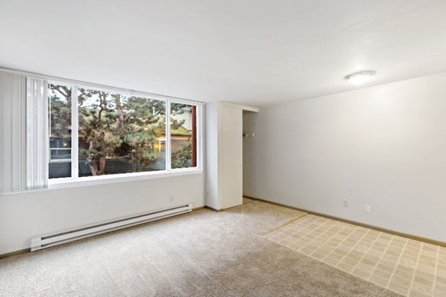 Building Photo - 5625 15th Ave NE