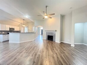 Building Photo - 5409 Highlands Dr
