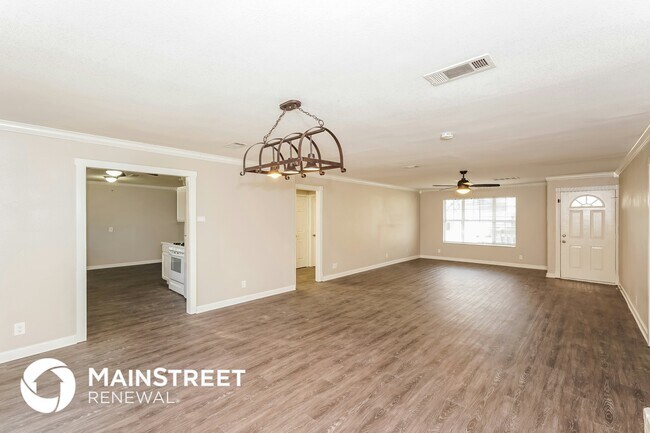 Foto del edificio - 7708 Deaver Dr