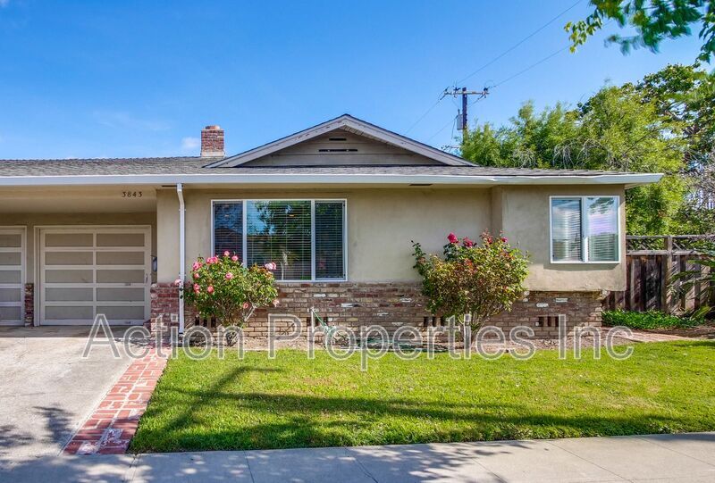 Primary Photo - 3843 Rhoda Dr