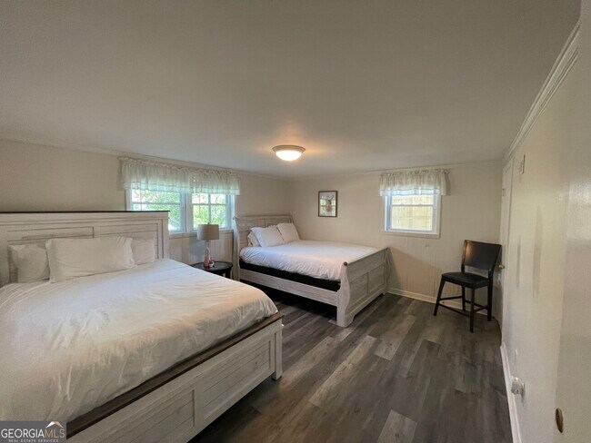 Foto del edificio - 767 Smithstone Rd SE