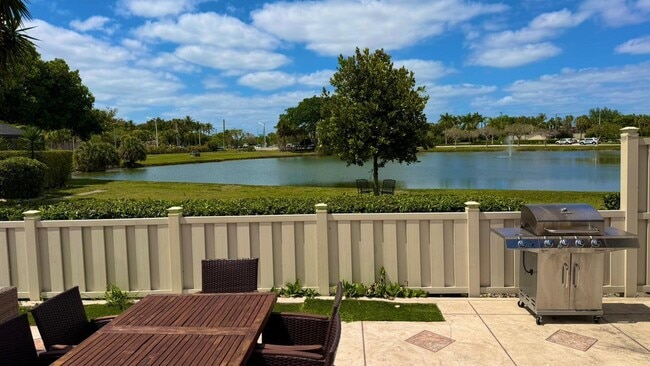 Building Photo - 9903 Boca Gardens Trl