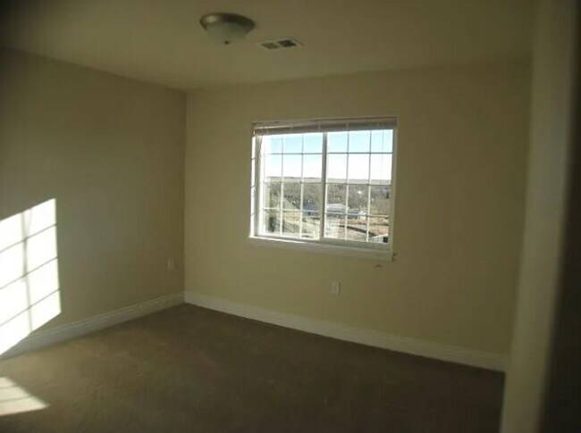 Foto del edificio - 115 Montalto Dr