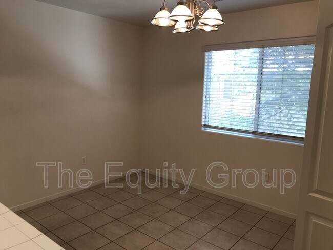 Foto del edificio - 2827 N Zachary St