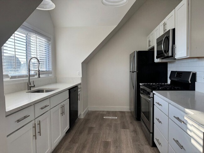 Building Photo - 81 Montoya Dr