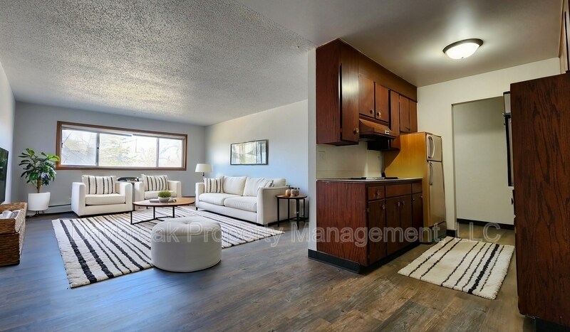 Primary Photo - 1842 14th St S